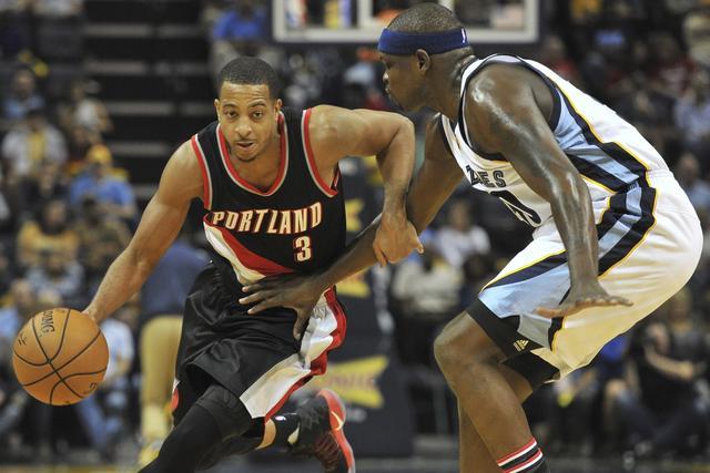 他显得格外 他显得格外